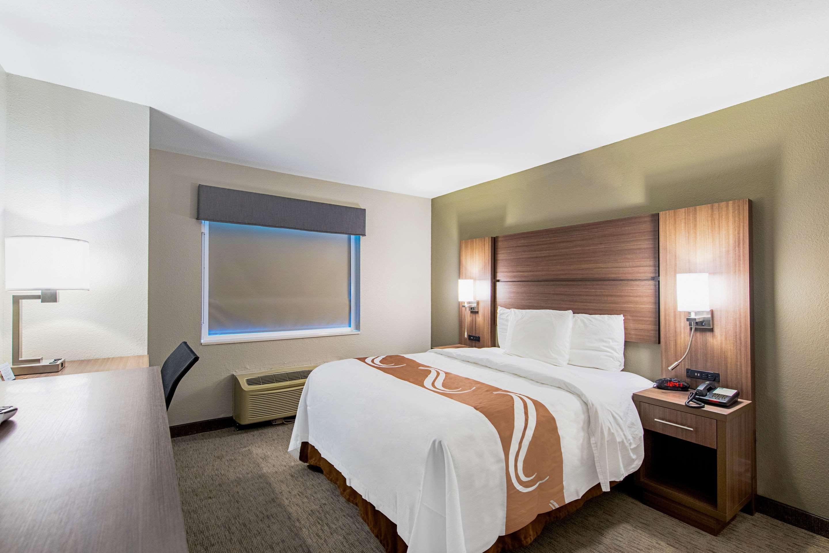 Quality Inn Mishawaka near Notre Dame Extérieur photo