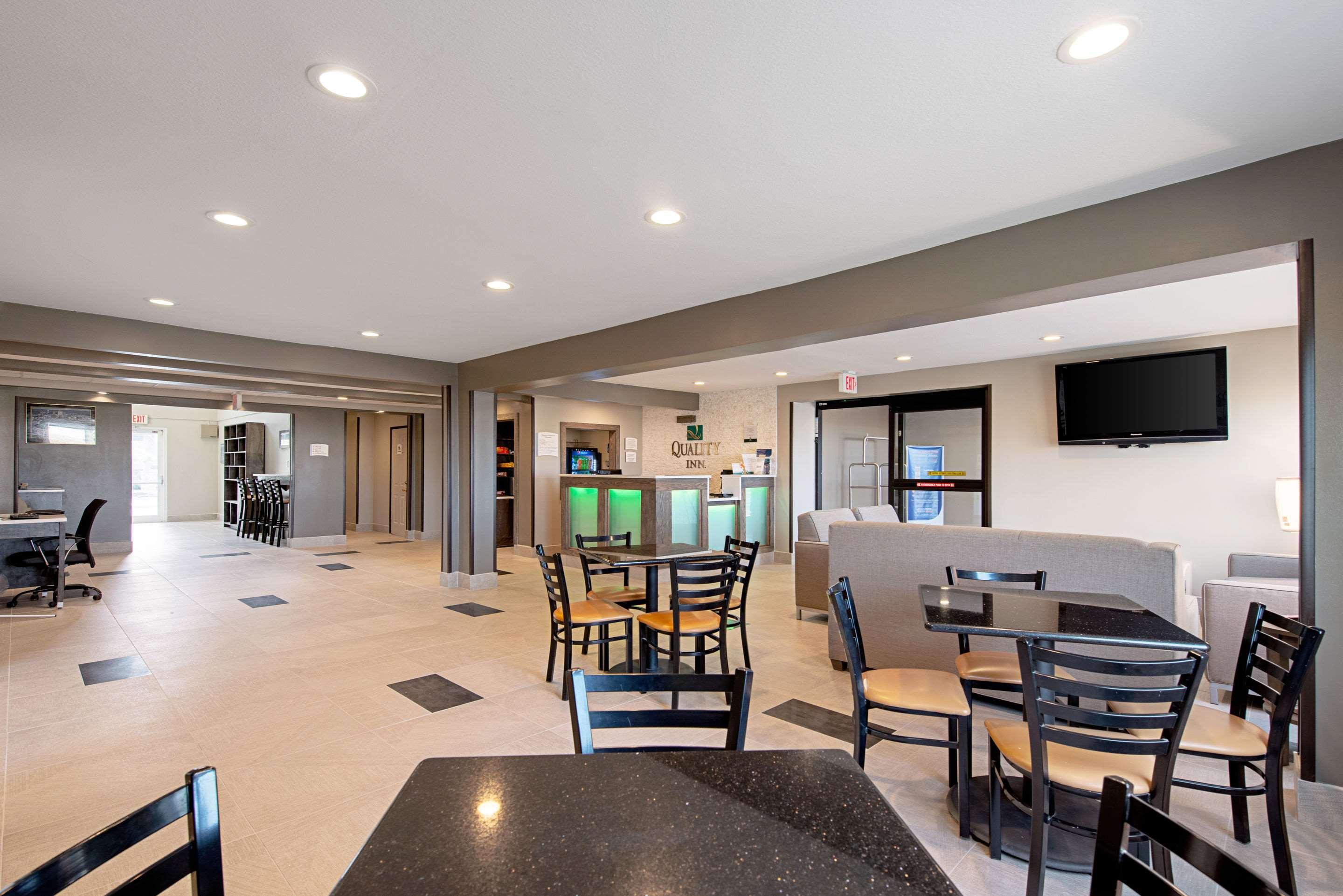 Quality Inn Mishawaka near Notre Dame Extérieur photo
